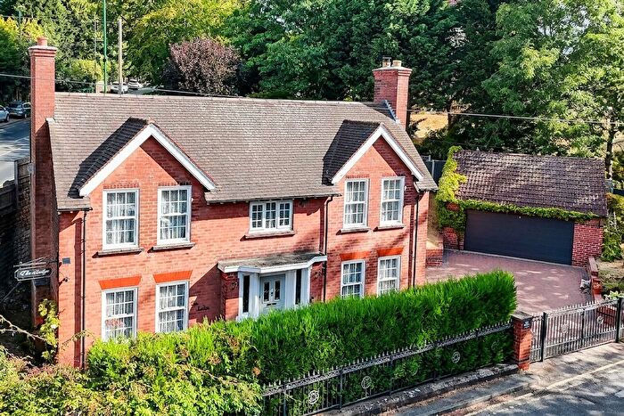 4 Bedroom Detached House For Sale In The Crescent, Nottingham, NG3
