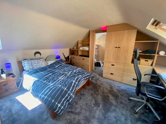 2 Bedroom Barn Conversion For Sale In Salters Lane, Matlock, DE4