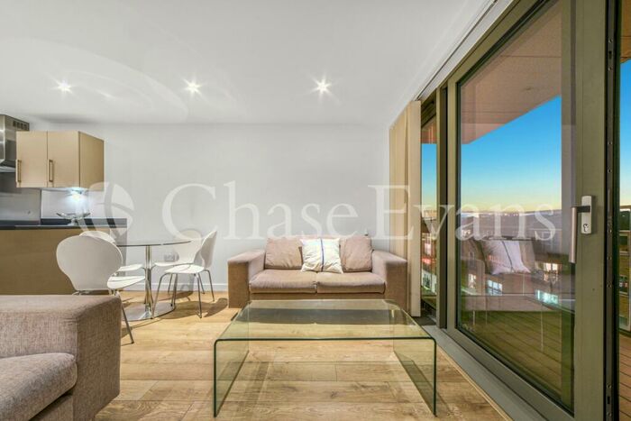 1 Bedroom Flat To Rent In Ben Jonson Road, Stepney Green, London, E1