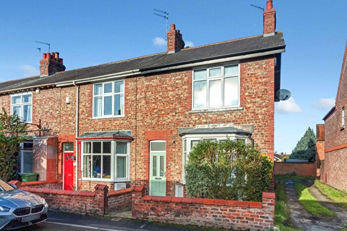 3 Bedroom End Of Terrace House For Sale In The Old Village, Huntington, York, YO32