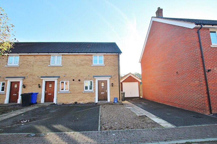 2 Bedroom End Of Terrace House To Rent In Parsley Close, Red Lodge, IP28