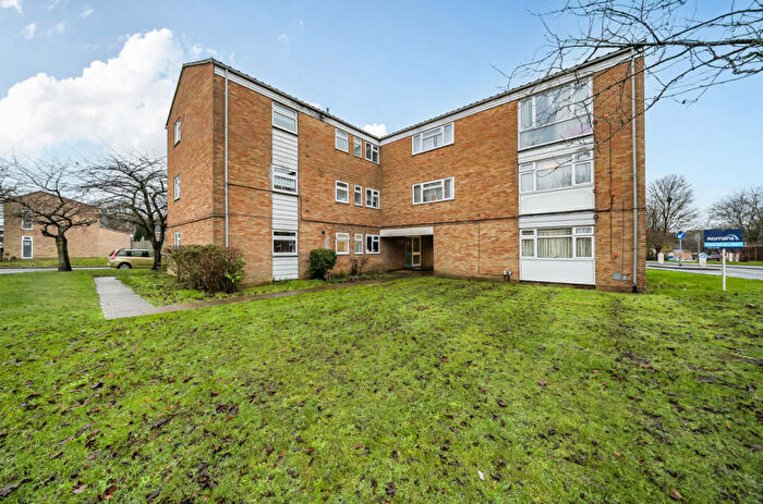 2 Bedroom Apartment For Sale In Lochinver, Bracknell, Berkshire, RG12