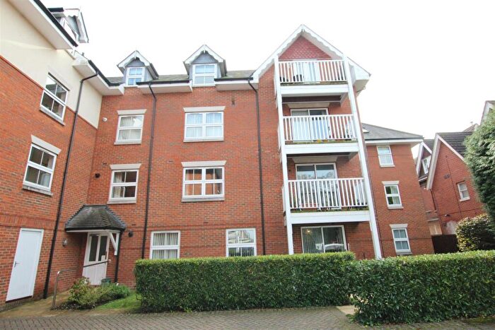2 Bedroom Flat To Rent In Romsey Road, Eastleigh, SO50
