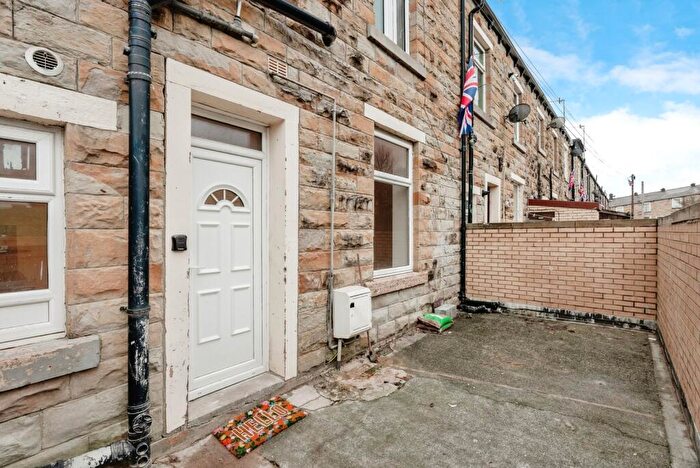 4 Bedroom Terraced House For Sale In Sefton Terrace, Burnley, Lancashire, BB11
