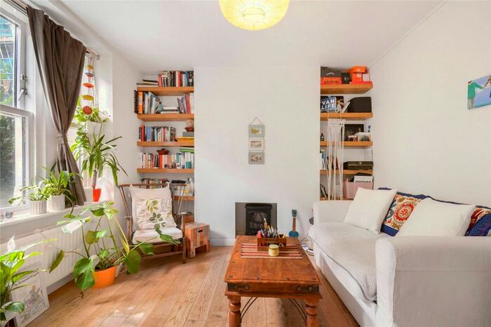 1 Bedroom Flat To Rent In Old Kent Road, Southwark, London, SE1