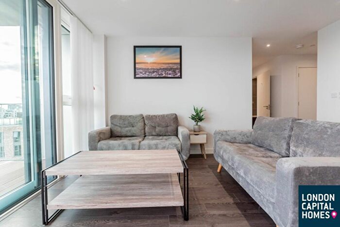 2 Bedroom Apartment To Rent In Skylark Point Newnton Close London, N4