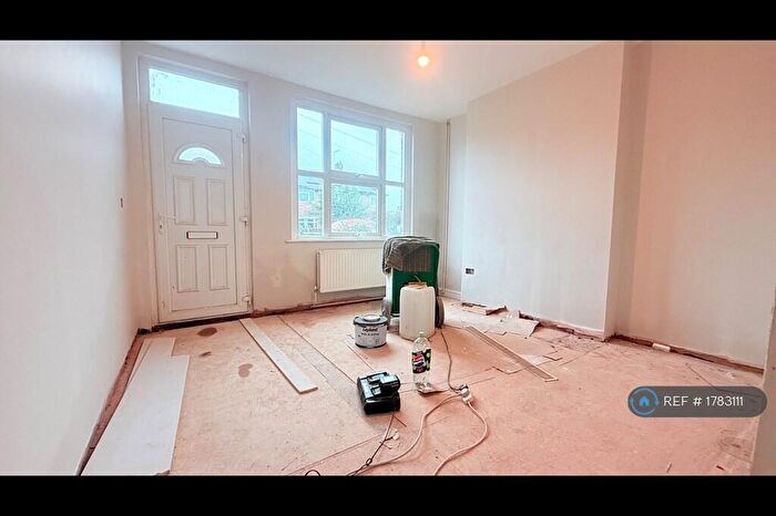 3 Bedroom Semi Detached House To Rent In Fengate, Peterborough, PE1