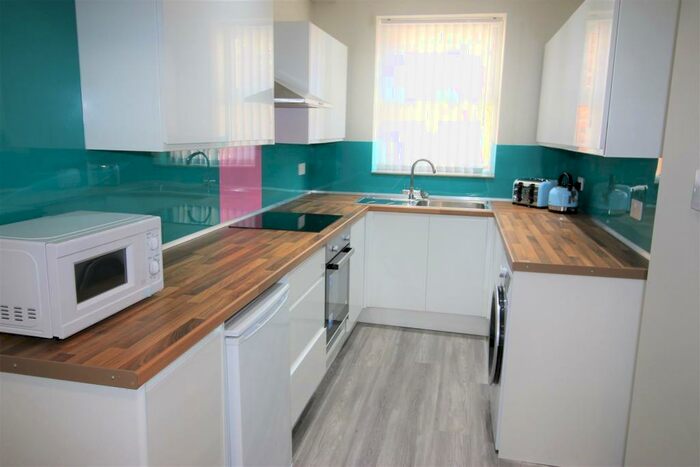 3 Bedroom Private Hall To Rent In Ullswater Road, Lancaster, LA1