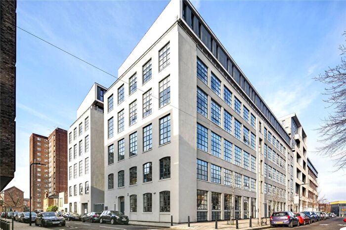 2 Bedroom Flat For Sale In Chatham Place, London, E9