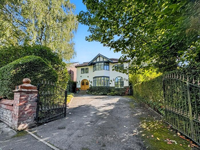 6 Bedroom Detached House For Sale In Cavendish Road, Salford, M7