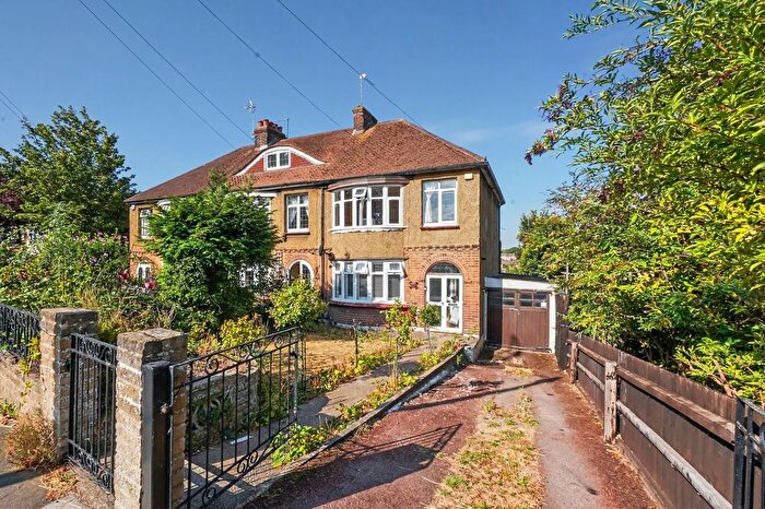 3 Bedroom Terraced House For Sale In City Way, Rochester, ME1