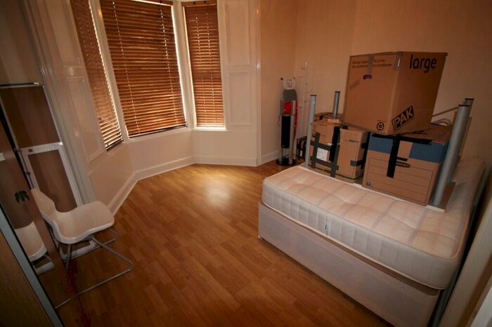 2 Bedroom Flat To Rent In Thornleigh Road, Newcastle Upon Tyne, NE2