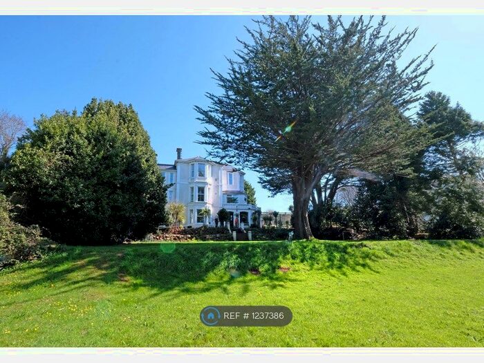 2 Bedroom Flat To Rent In Summerdyne, Chelston, Torquay, TQ2