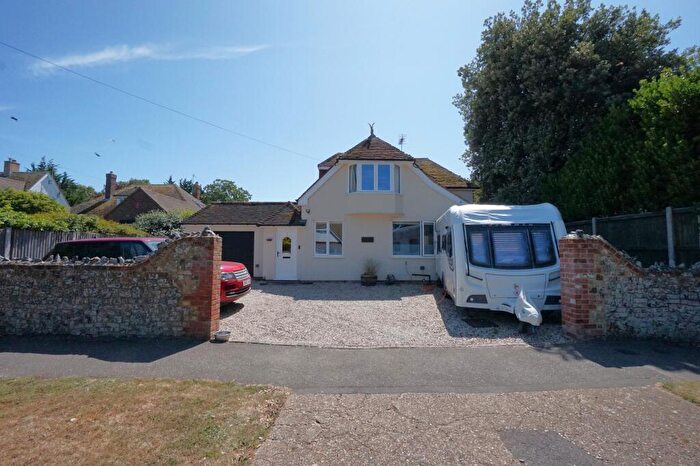 3 Bedroom Detached House For Sale In Shakespeare Road, Birchington, CT7