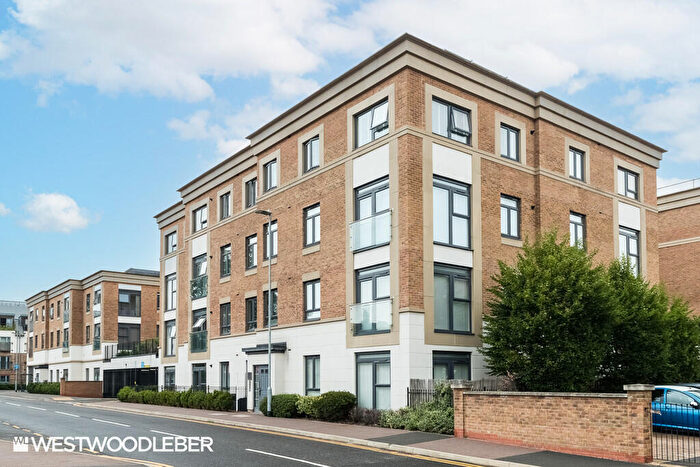 1 Bedroom Flat To Rent In Claud Hamilton Way, Hertford, SG14