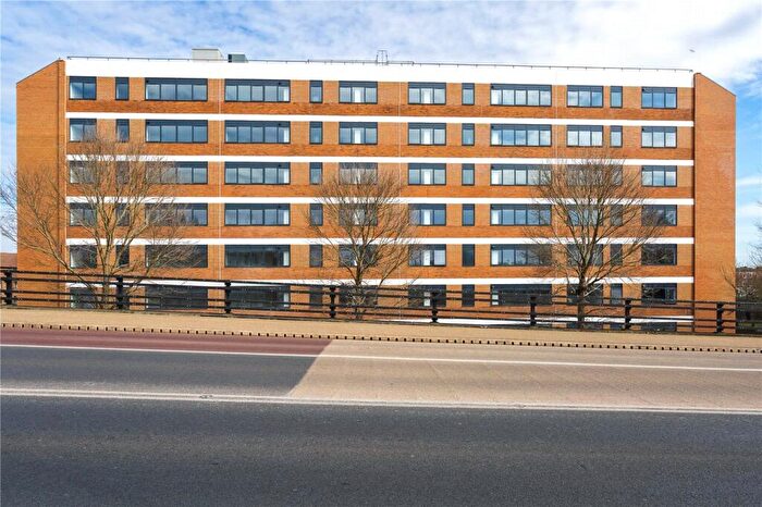 1 Bedroom Flat To Rent In Roebuck House, Roebuck Close, Portsmouth, PO6