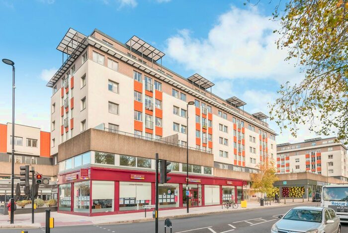 1 Bedroom Flat To Rent In Albemarle Road, Beckenham, BR3