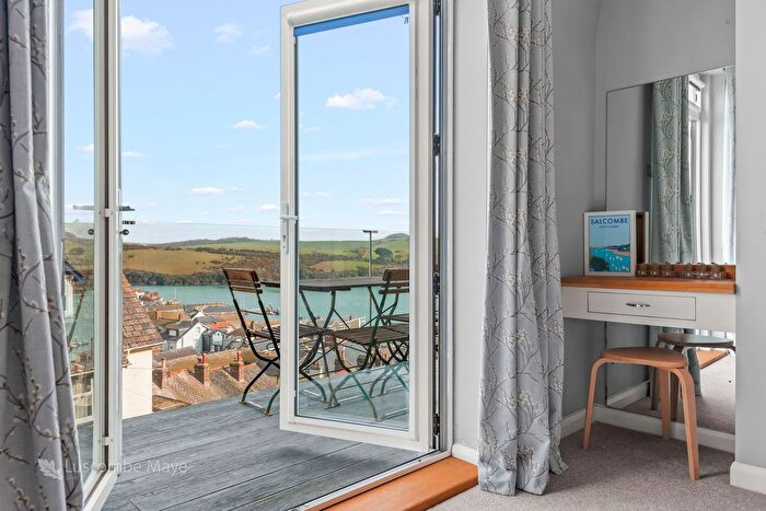 2 Bedroom Flat For Sale In Devon Road, Salcombe, TQ8