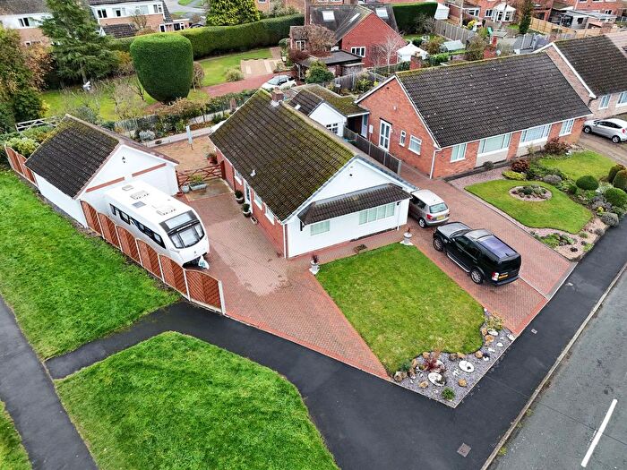 3 Bedroom Detached Bungalow For Sale In Greenways, Penkridge, ST19