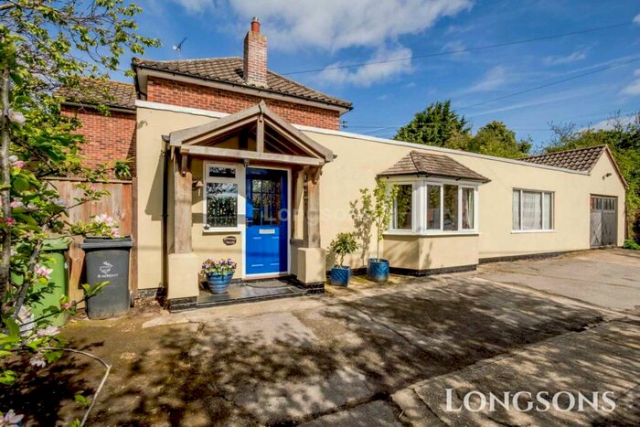 4 Bedroom Detached House For Sale In The Street, North Pickenham, PE37