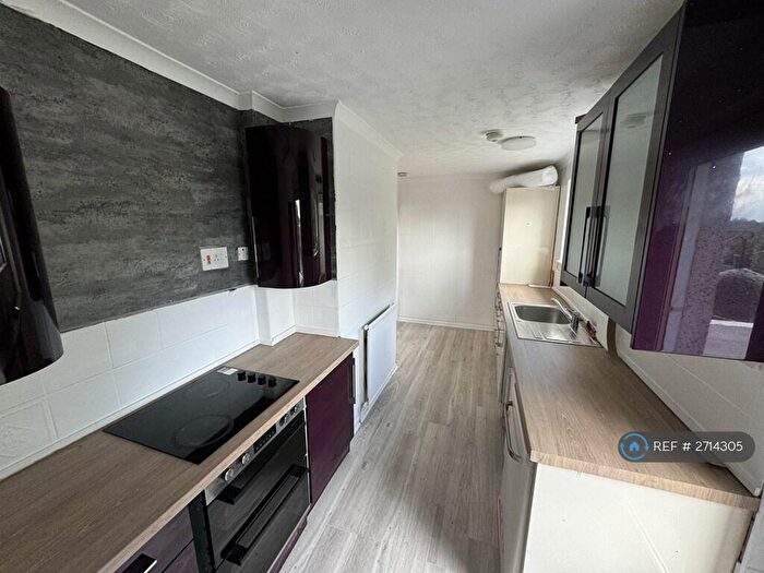 3 Bedroom Terraced House To Rent In Dunvegan Avenue, Coatbridge, ML5