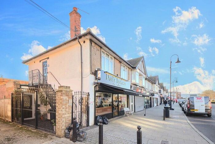 1 Bedroom Flat To Rent In A 11 The Parade Crayford Way, Crayford, Dartford DA1