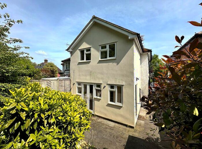 2 Bedroom Maisonette To Rent In Iffley Boarders, Oxford, OX4