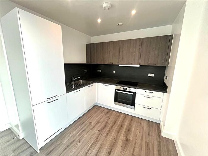 1 Bedroom Flat To Rent In Quay Place, Nottingham, NG2