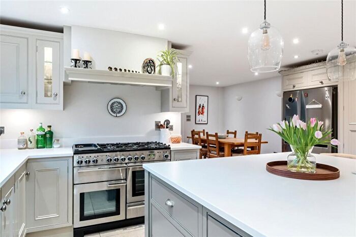 5 Bedroom Detached House For Sale In Tudor Close, Pulborough, W Sussex, RH20