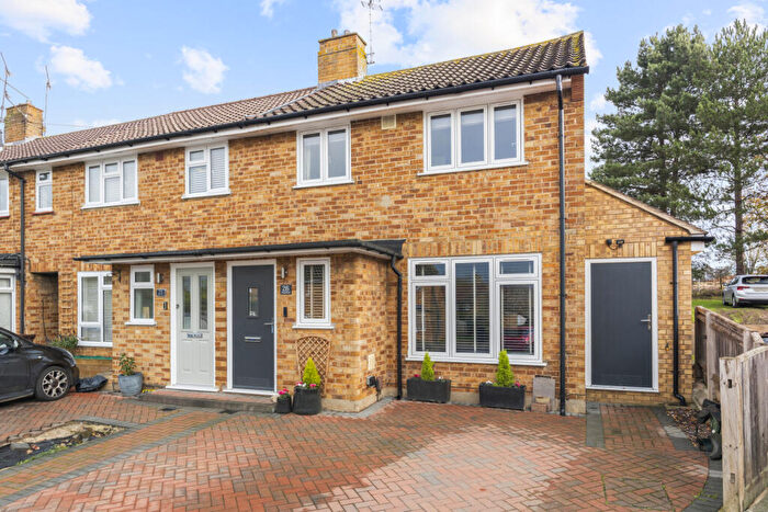 End Of Terrace House For Sale In Windmill Fields, Harlow, Essex, CM17