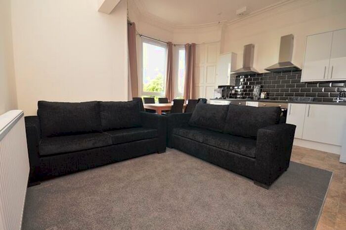 5 Bedroom Flat To Rent In Dalkeith Road Edinburgh United Kingdom, EH16