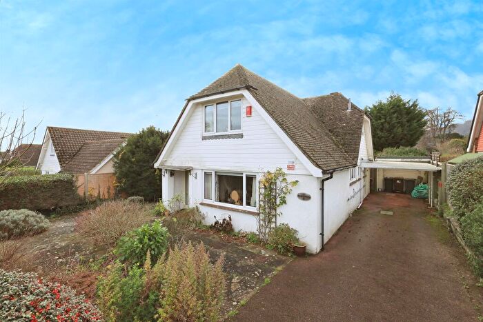 3 Bedroom Bungalow For Sale In Lodge Avenue, Eastbourne, BN22