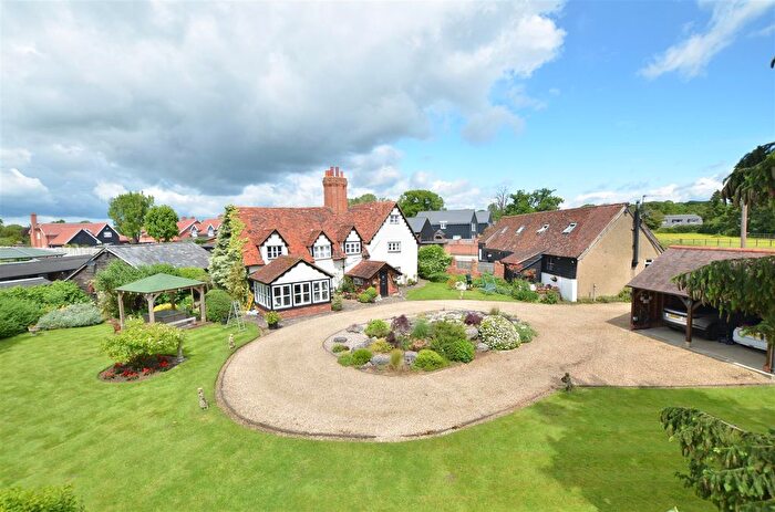 Equestrian Property For Sale In Welwyn, Hertfordshire, AL6