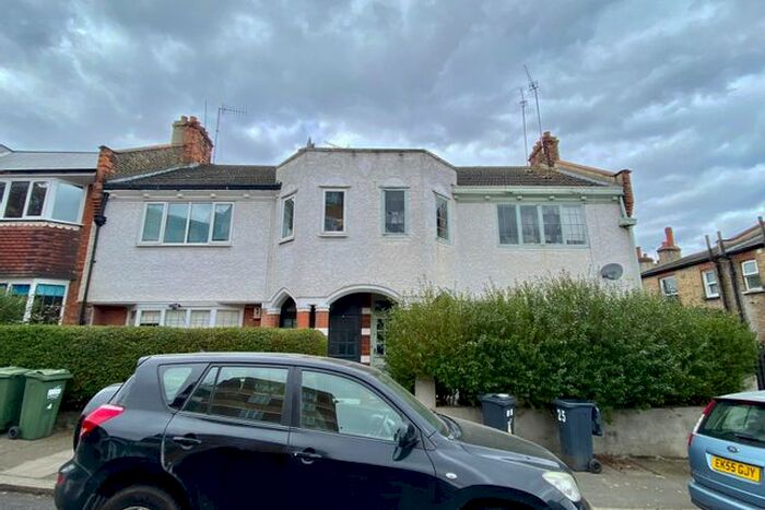 1 Bedroom Flat To Rent In Felsberg Road, London, SW2