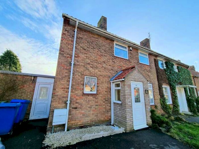 2 Bedroom Semi-Detached House To Rent In Thornton Road, Bridlington, YO16