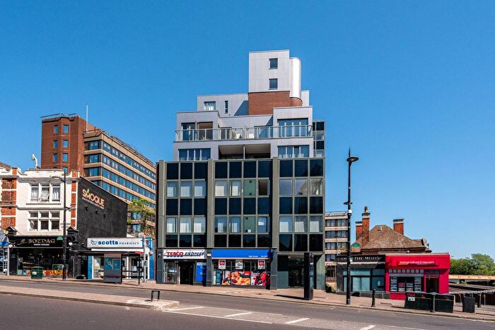 2 Bedroom Flat For Sale In High Street, Bromley, BR1