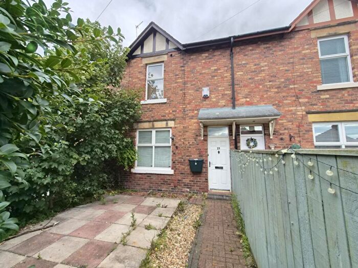 3 Bedroom Flat To Rent In Rogerson Terrace, Westerhope, Newcastle Upon Tyne, NE5