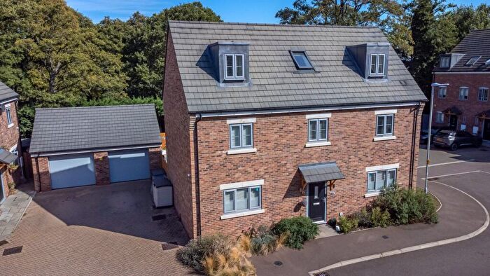 5 Bedroom Detached House For Sale In Scotgrange Meadow, Shefford, SG17