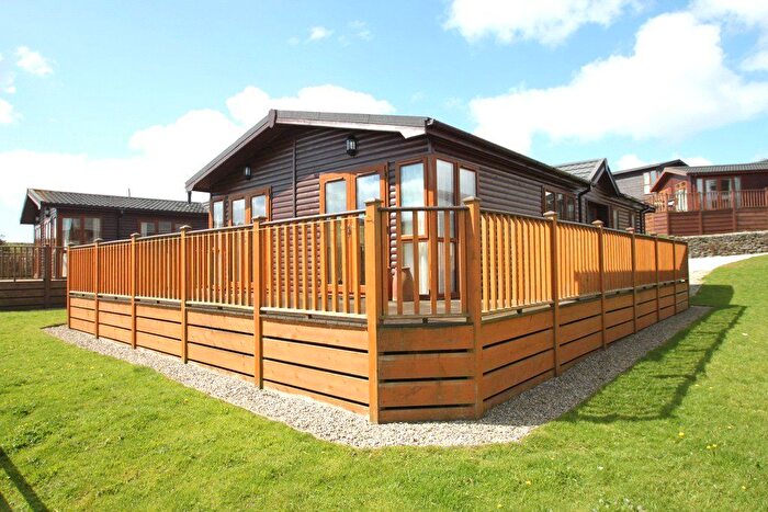 2 Bedroom Bungalow To Rent In Whitsand Bay Holiday Park, Millbrook, Torpoint, PL10