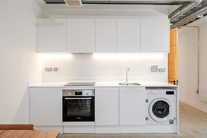 1 Bedroom Flat To Rent In Happy Walk, Leeds, LS9