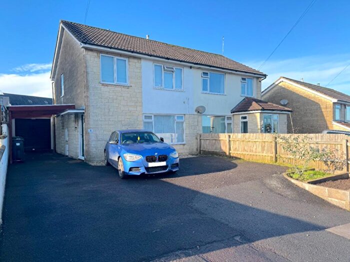 3 Bedroom Semi-Detached House For Sale In Carter Road, Paulton, Bristol, Somerset, BS39