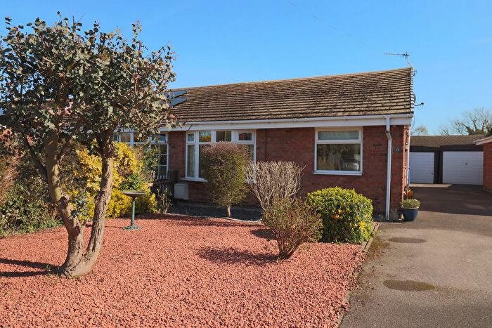 1 Bedroom Semi-Detached Bungalow For Sale In Harborough Close, Hunmanby, YO14
