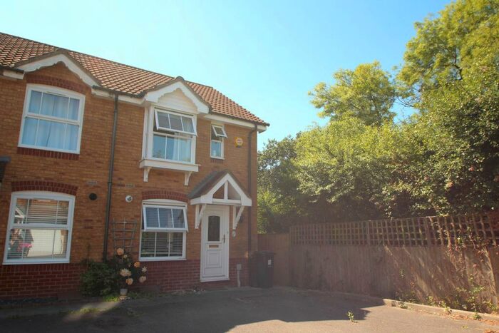 2 Bedroom House To Rent In The Beeches, Bradley Stoke, Bristol, BS32