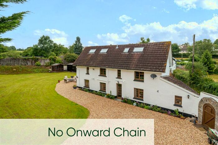 5 Bedroom Detached House For Sale In Tedburn St. Mary, Devon, EX6