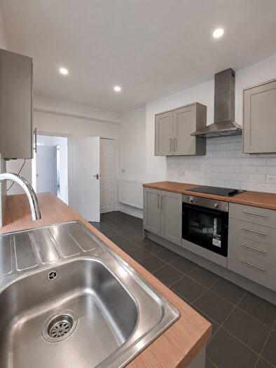 4 Bedroom Terraced House To Rent In Brewery Street, Ferndale, CF43