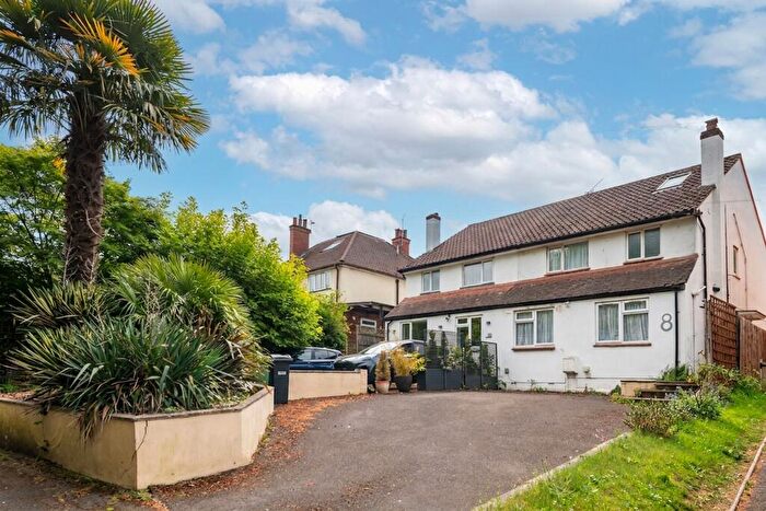 4 Bedroom Semi-Detached House To Rent In Woodlands Road, Redhill, RH1