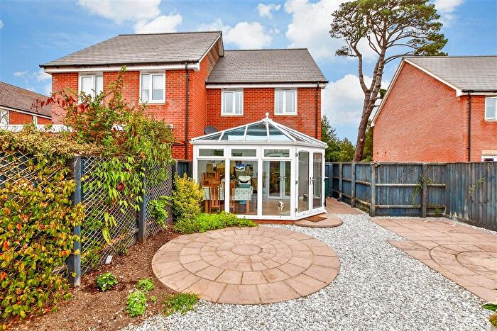 3 Bedroom Semi-Detached House For Sale In Old School Close, Freshwater, Isle Of Wight, PO40