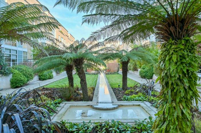 2 Bedroom Flat To Rent In The Watergarden, Limehouse, London, E14