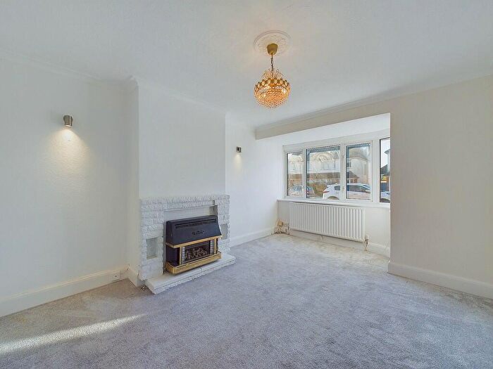 3 Bedroom Semi-Detached House To Rent In Sullington Way, Shoreham-by-Sea, BN43