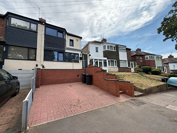 2 Bedroom Semi Detached House To Rent In Courtenay Road, Great Barr, Birmingham, B44